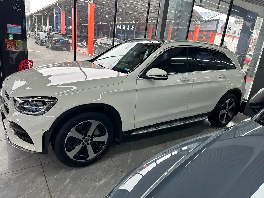 Mercedes-Benz GLC — фото 9
