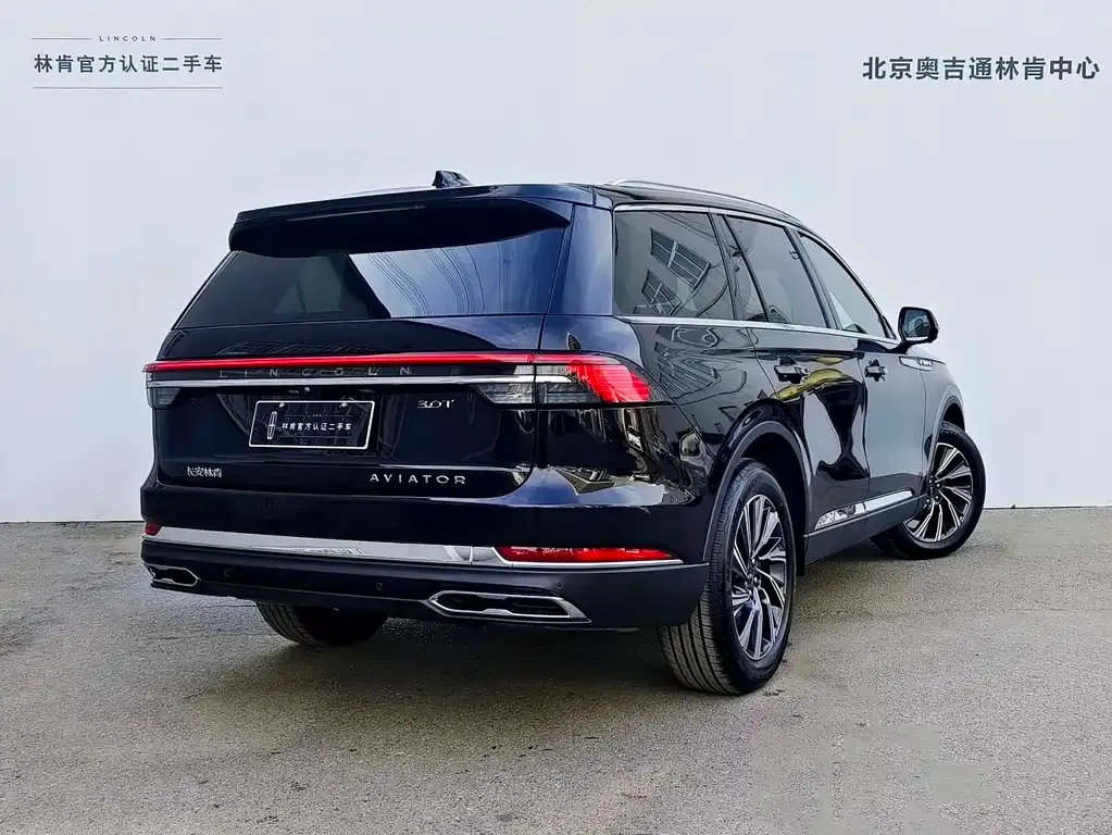 Lincoln Aviator — фото 10