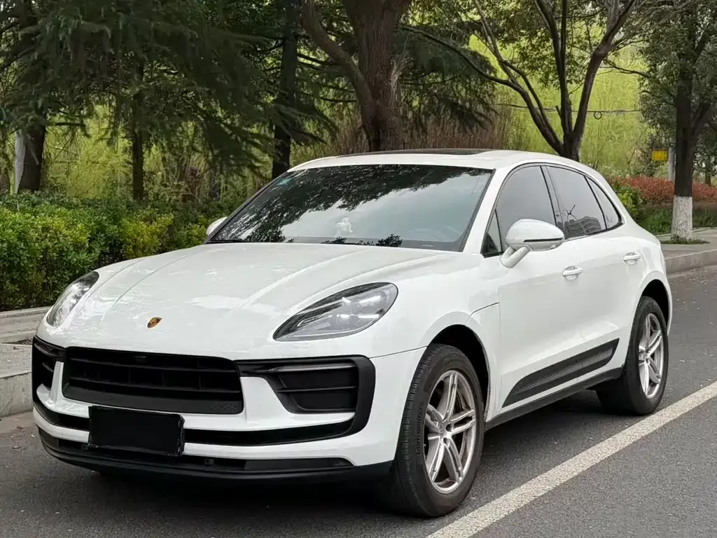 Porsche Macan — фото 1