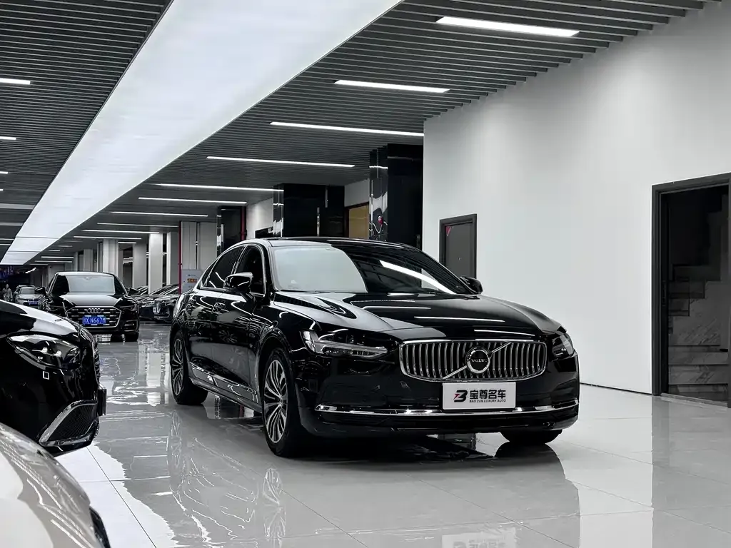 Volvo S90 — фото 2