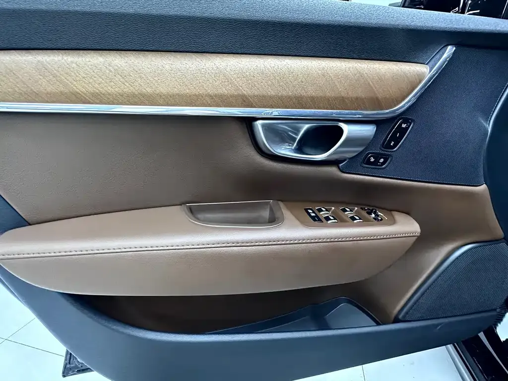 Volvo S90 — фото 6