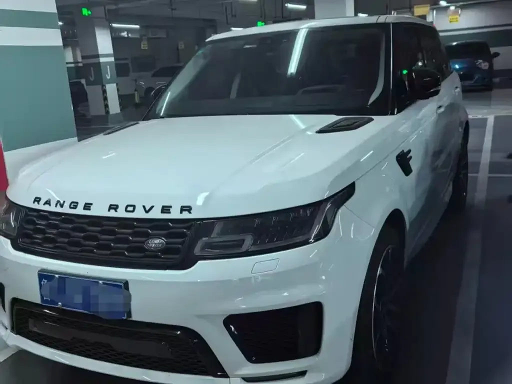 Land Rover Sport — фото 1