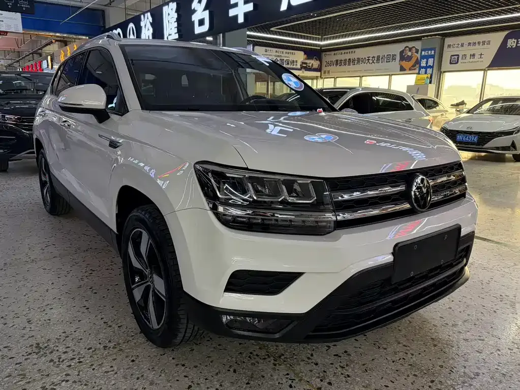 Volkswagen Tharu — фото 9