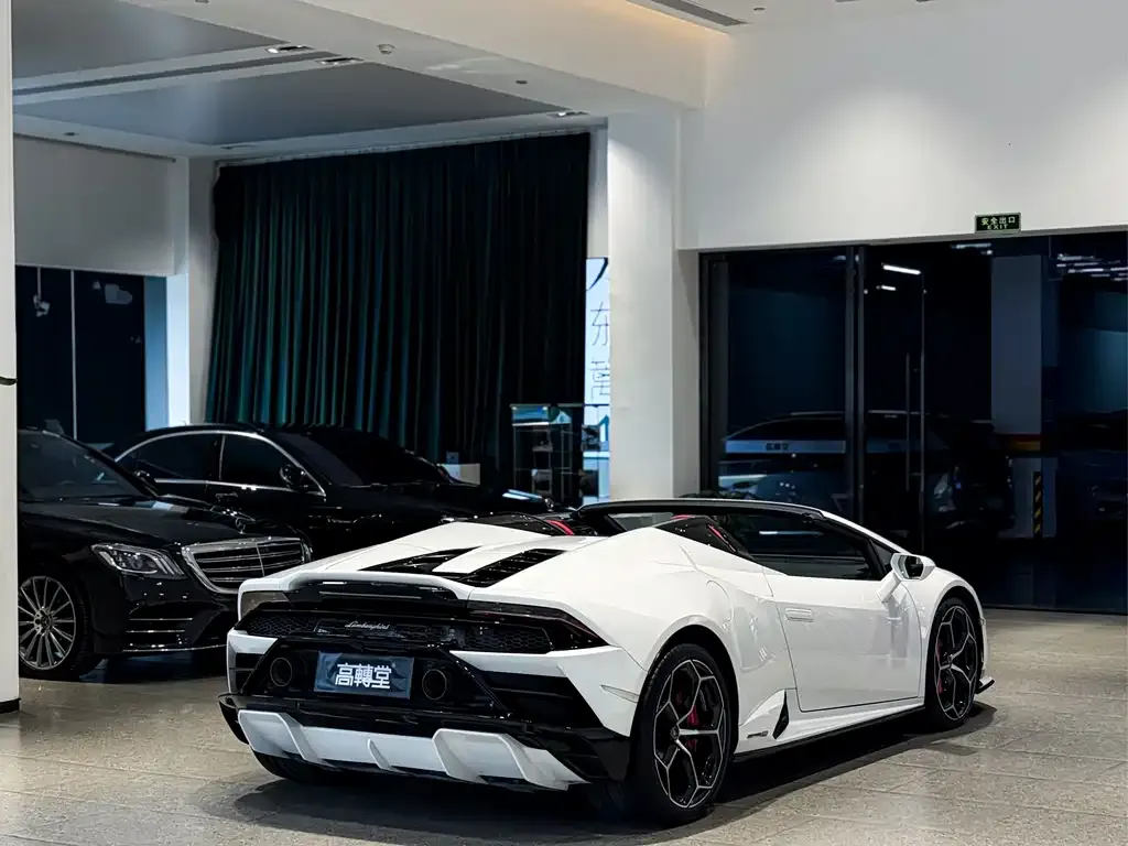 Lamborghini Huracan — фото 8