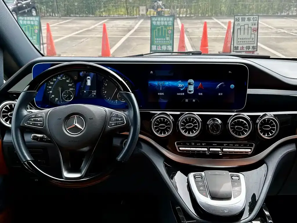 Mercedes-Benz Vito — фото 9