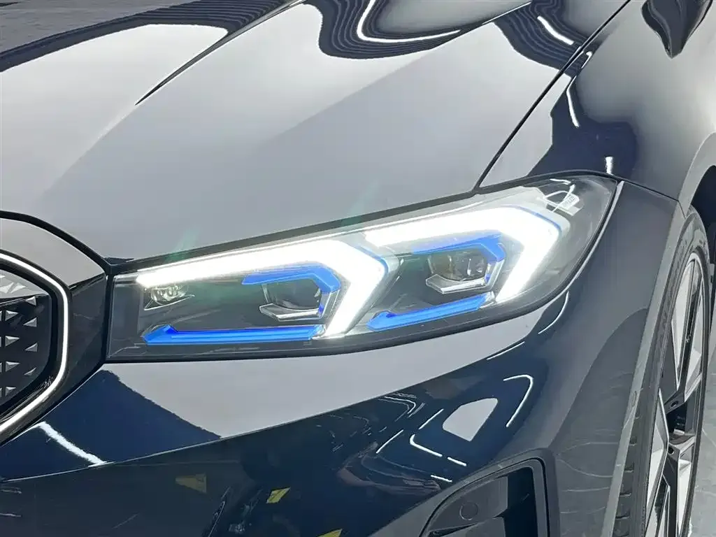 BMW i3 — фото 9