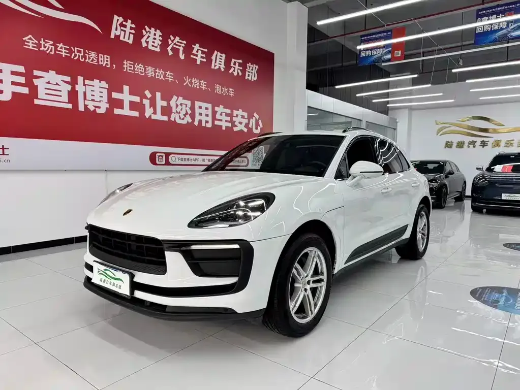 Porsche Macan — фото 1
