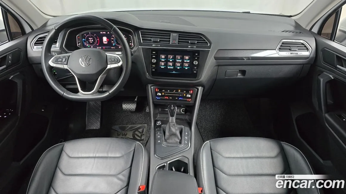 Volkswagen Tiguan — фото 6