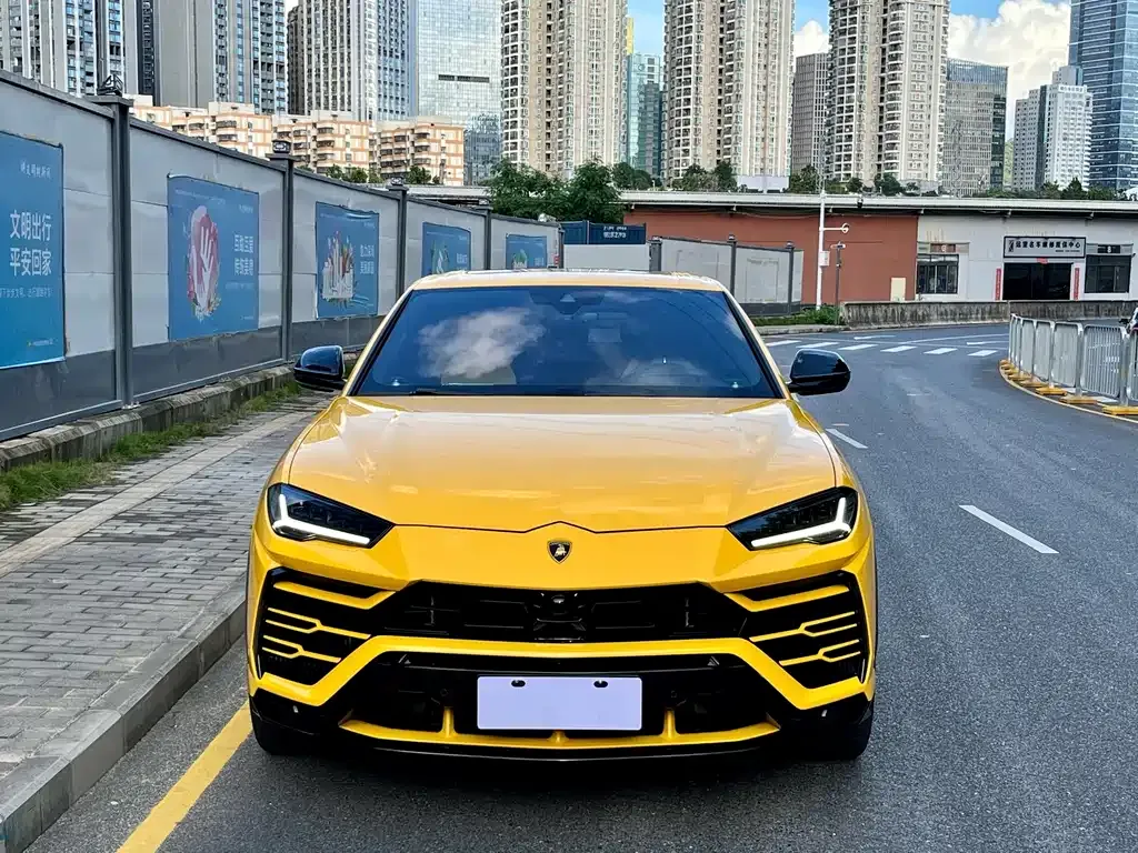 Lamborghini Urus — фото 7