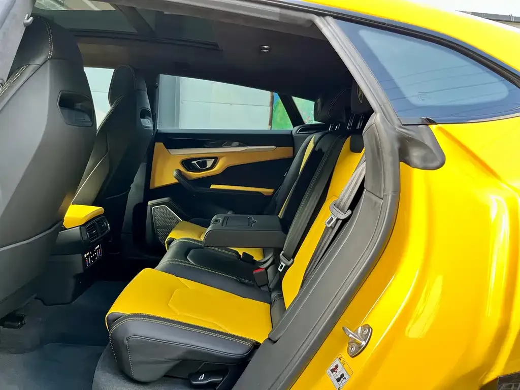 Lamborghini Urus — фото 2