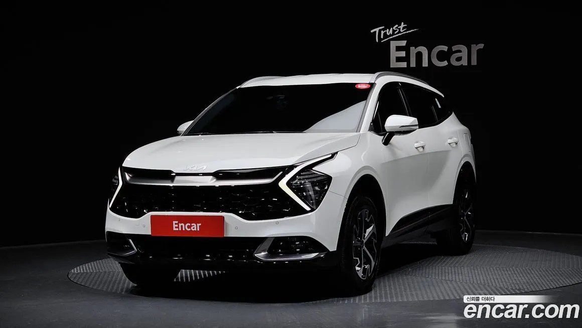 Kia Sportage — фото 1