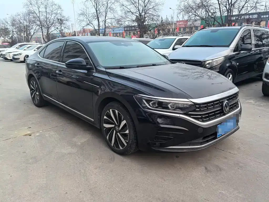 Volkswagen Passat — фото 3