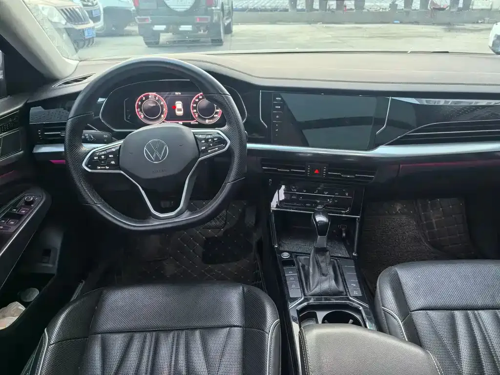 Volkswagen Passat — фото 4