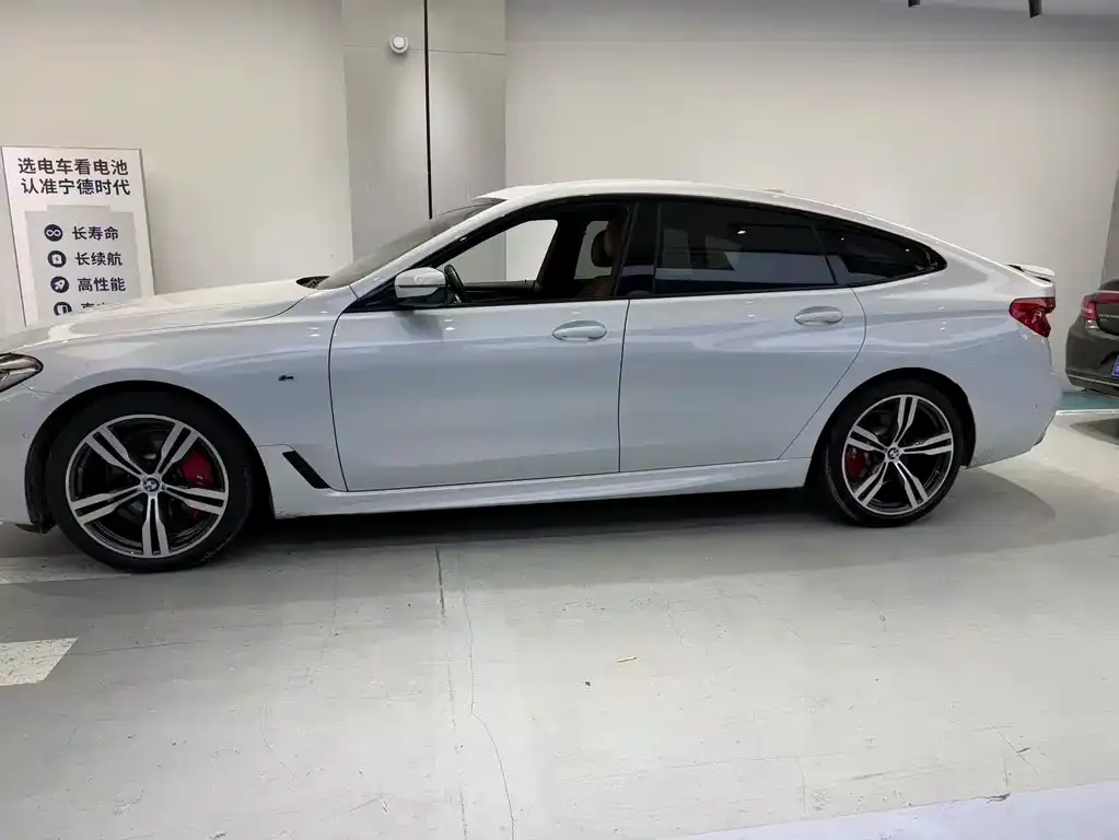 BMW 6 Series GT — фото 2