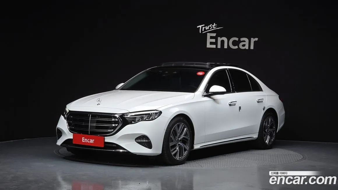 Mercedes-Benz E-Class — фото 1