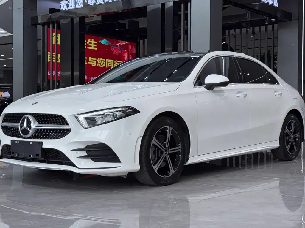 Mercedes-Benz A-Class — фото 1