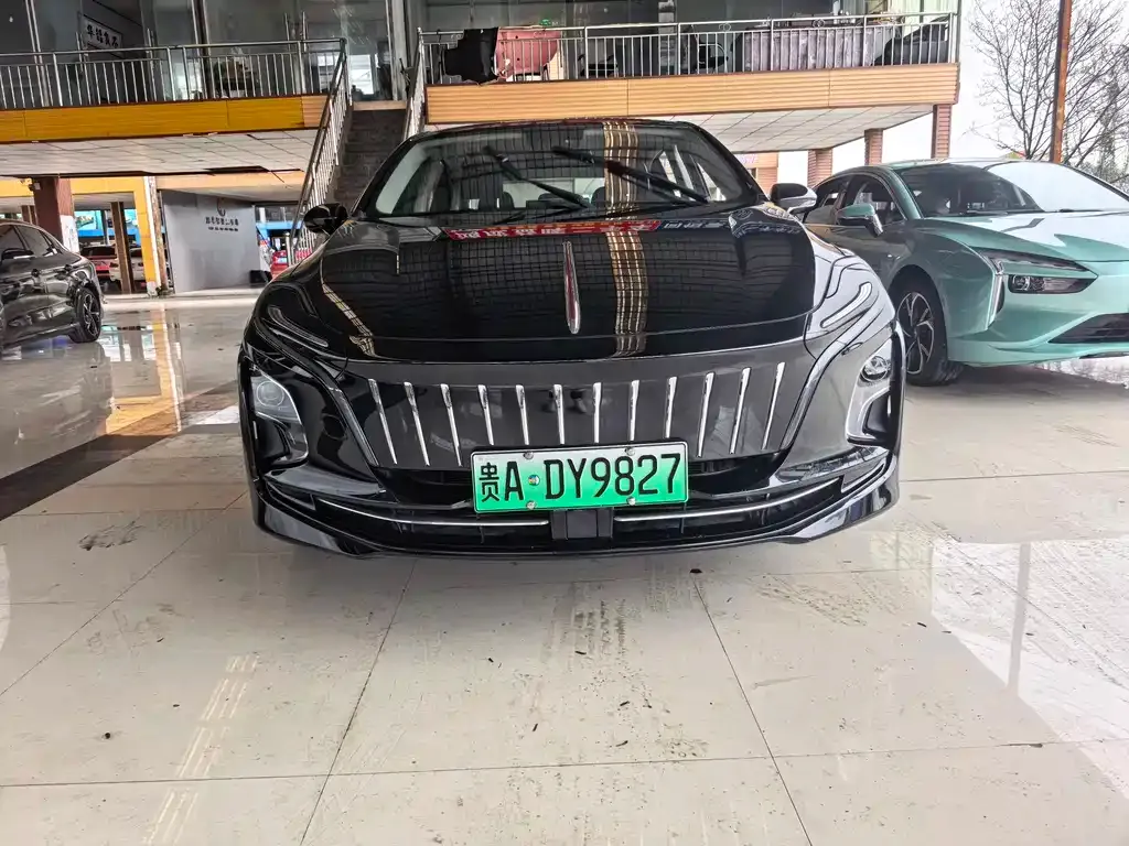 Hongqi E-QM5 — фото 4