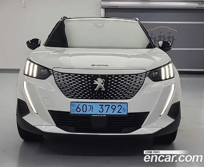 Peugeot 2008 — фото 1