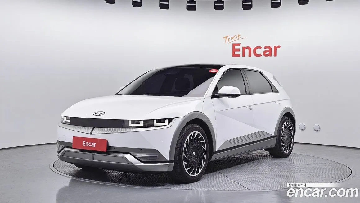 Hyundai Ioniq5 — фото 1