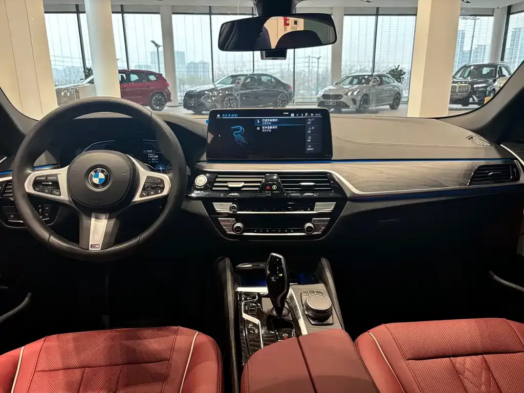 BMW 5 Series New Energy — фото 5