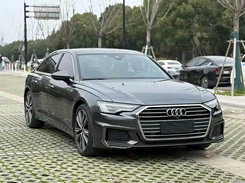 Audi A6L — фото 6