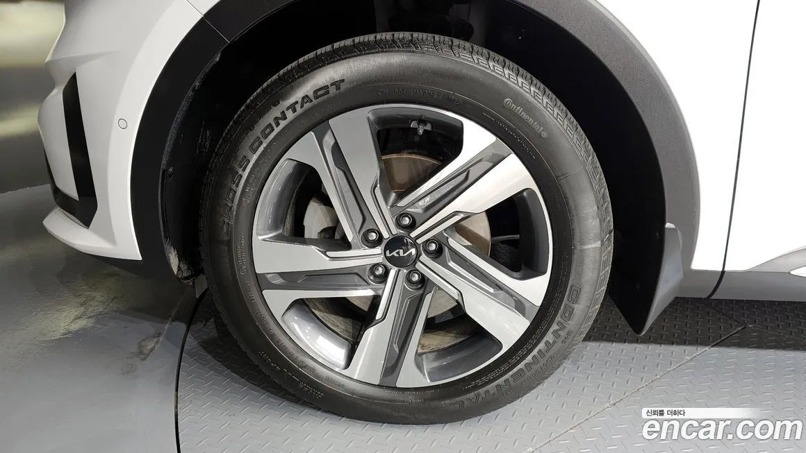 Kia Sorento — фото 10