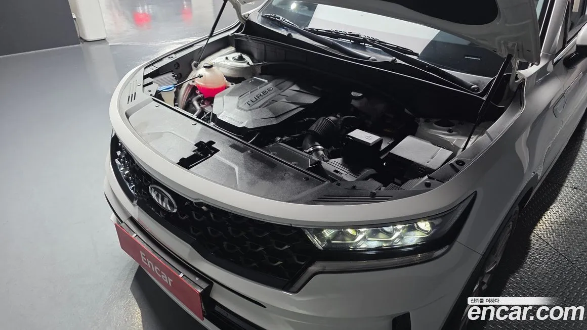 Kia Sorento — фото 5