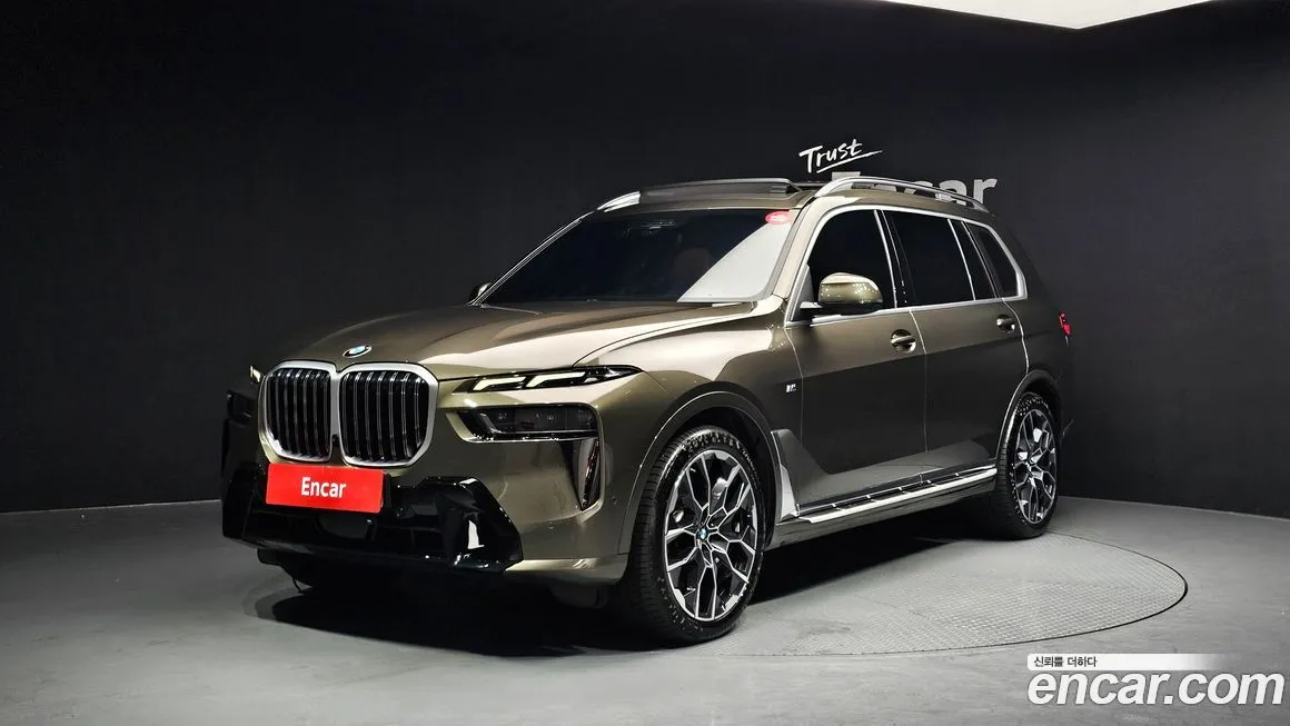 BMW X7 — фото 1