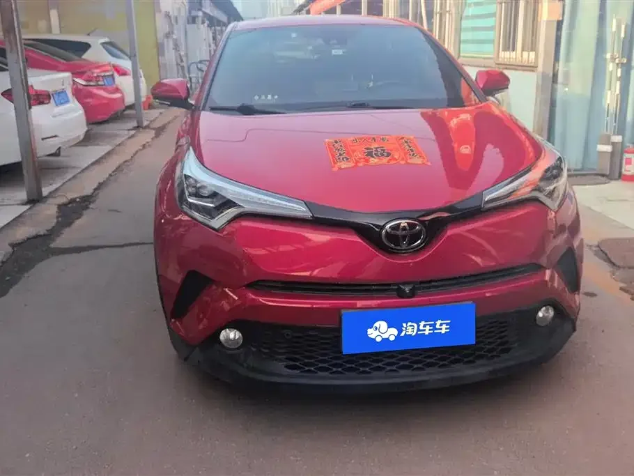 Toyota C-HR — фото 3