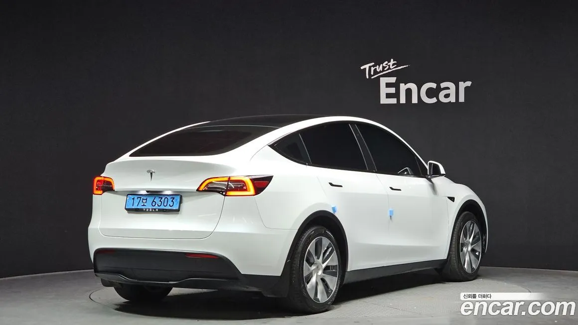 Tesla Model Y — фото 4