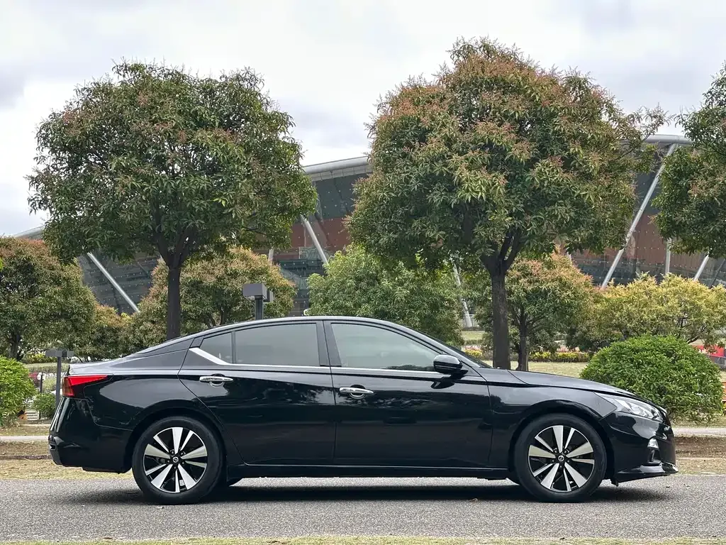 Nissan Teana — фото 7