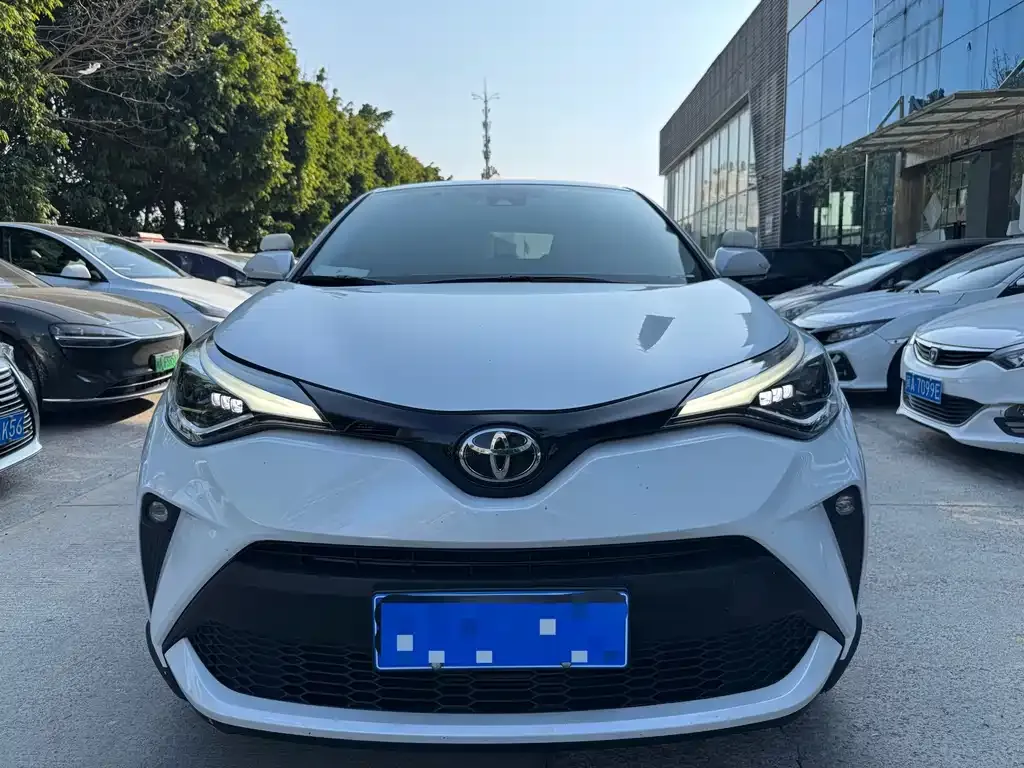 Toyota C-HR — фото 5