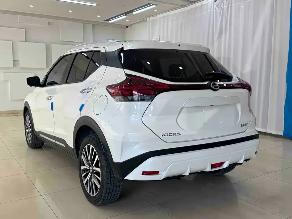 Nissan Kicks — фото 3