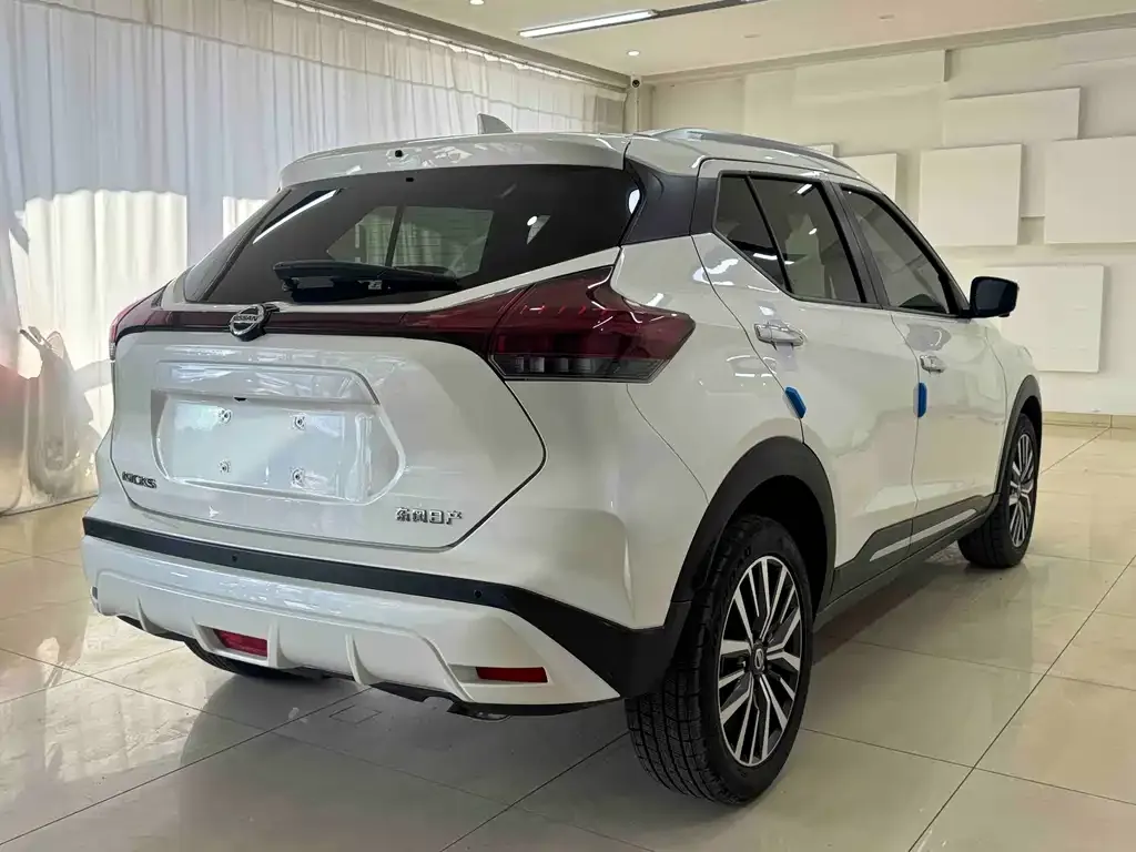 Nissan Kicks — фото 4