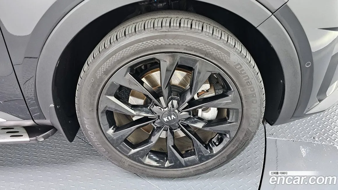 Kia Sorento — фото 9
