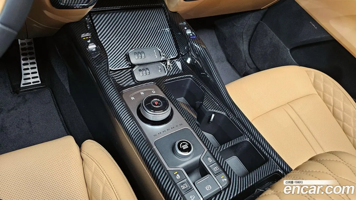 Kia Sorento — фото 8
