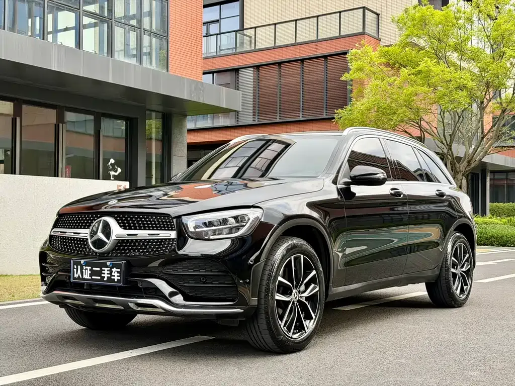 Mercedes-Benz GLC — фото 1