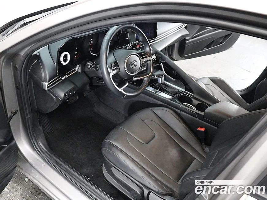 Hyundai AVANTE — фото 2