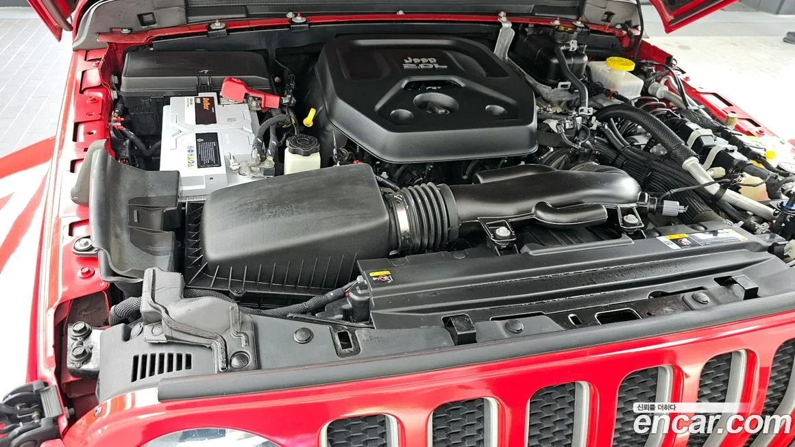 Jeep Wrangler — фото 10