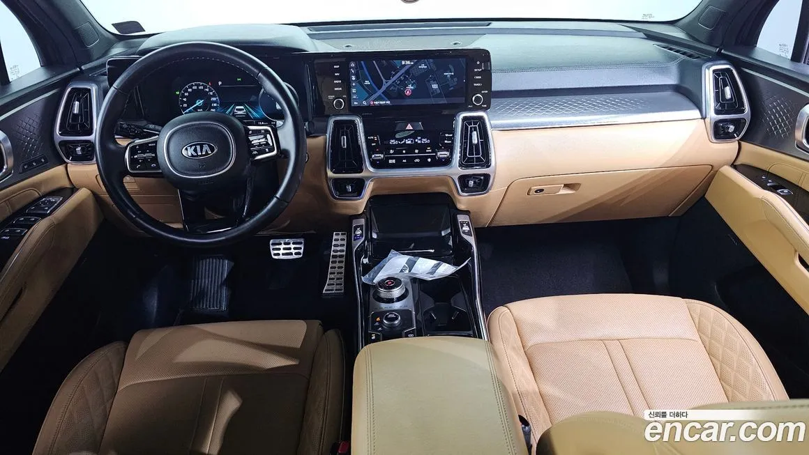 Kia Sorento — фото 8