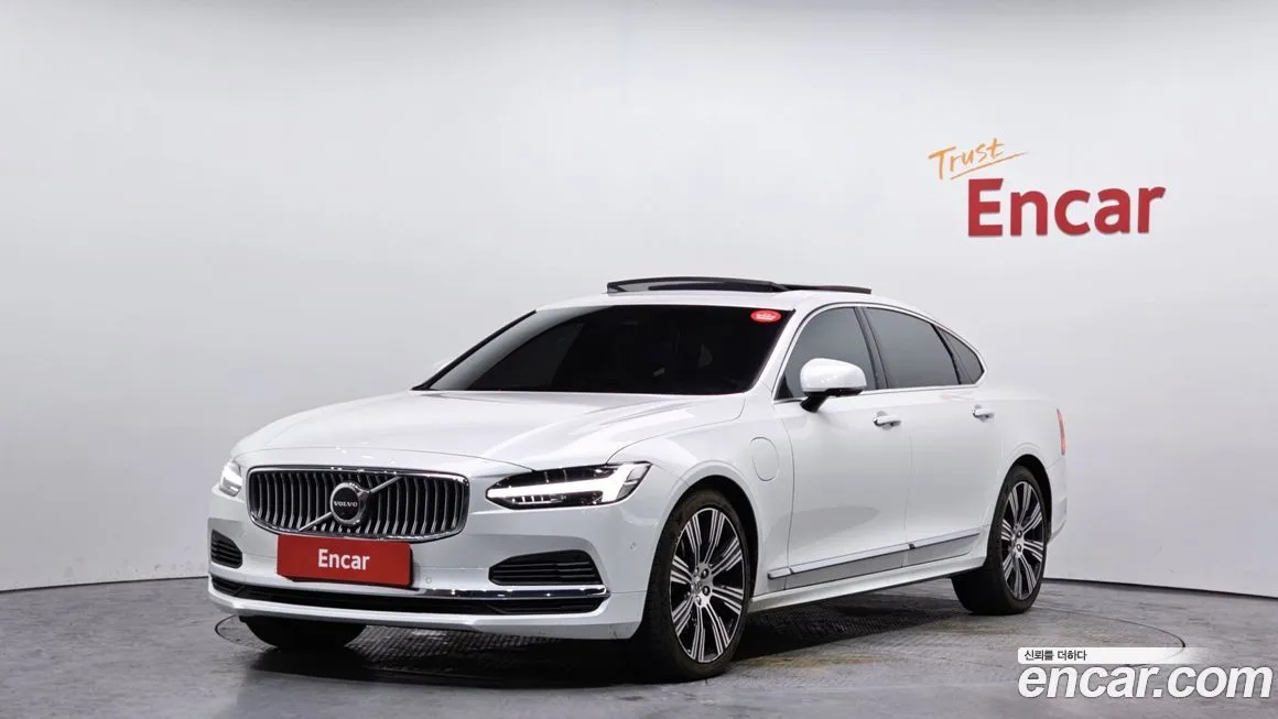 Volvo S90 — фото 1