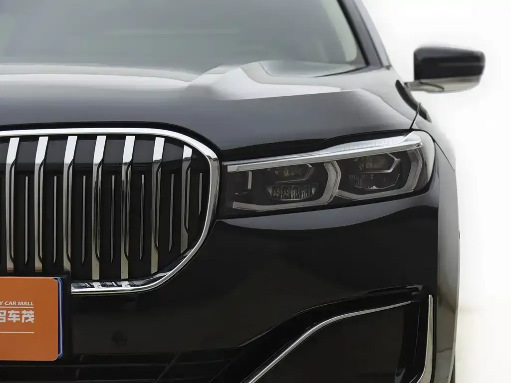 BMW 7 Series — фото 6