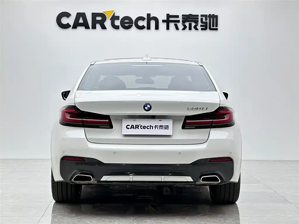 BMW 5 Series — фото 4