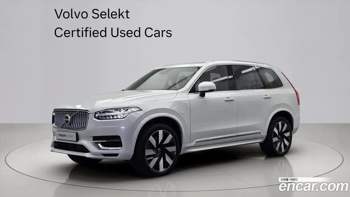 Volvo XC90 — фото 1