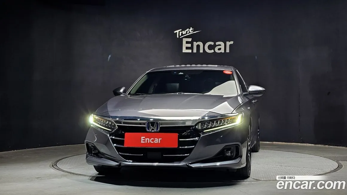 Honda Accord — фото 6