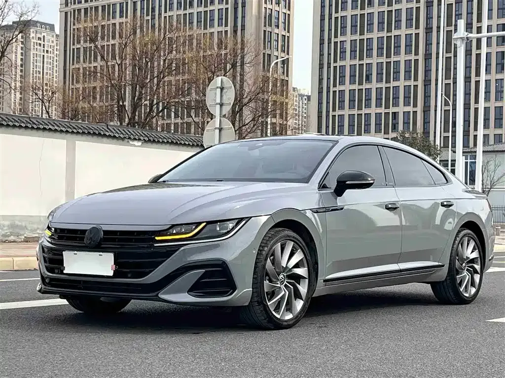 Volkswagen CC — фото 1