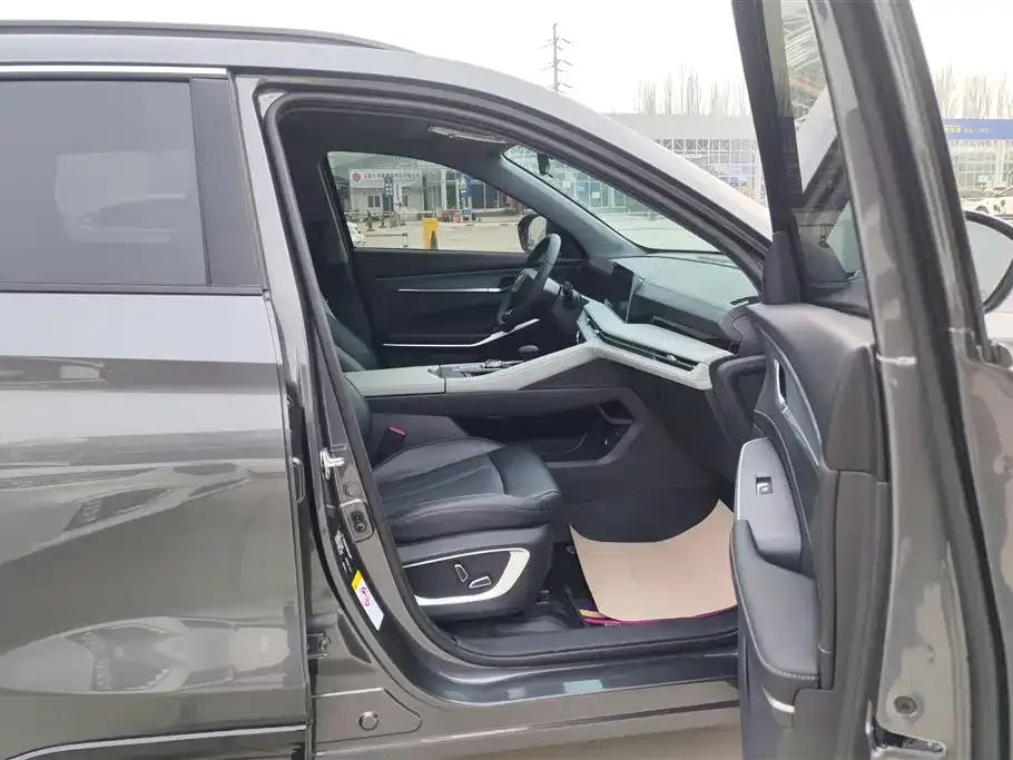 Changan CS75PLUS — фото 3