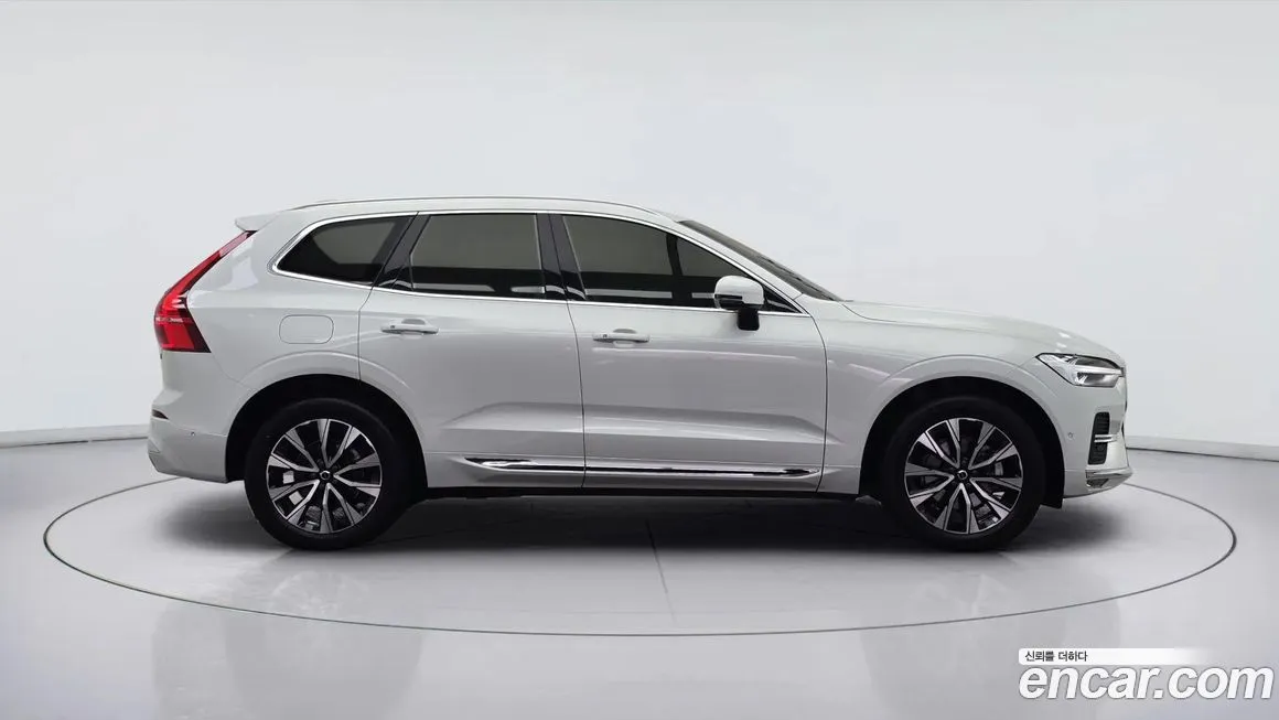 Volvo XC60 — фото 3