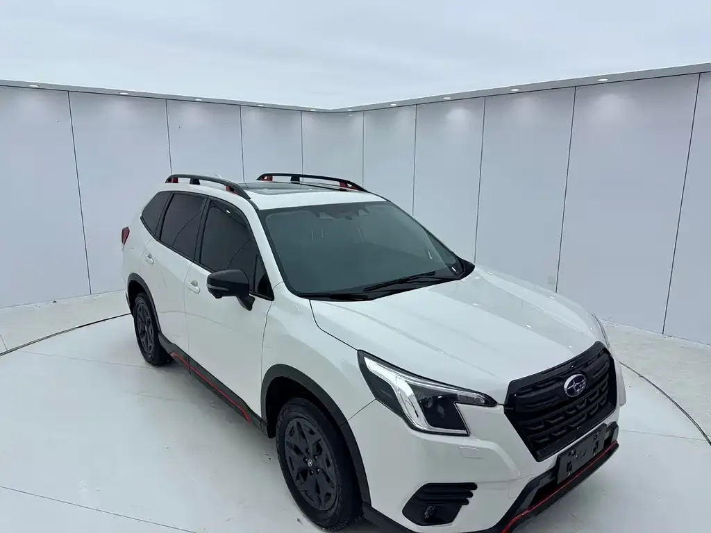 Subaru Forester — фото 4