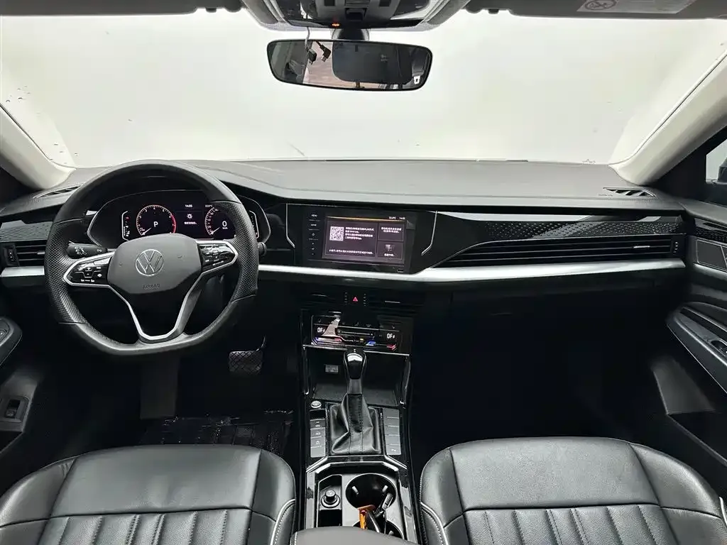 Volkswagen Passat — фото 7